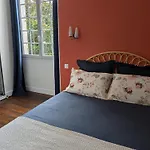 Au Logis De Vechillot 3* Angoulême